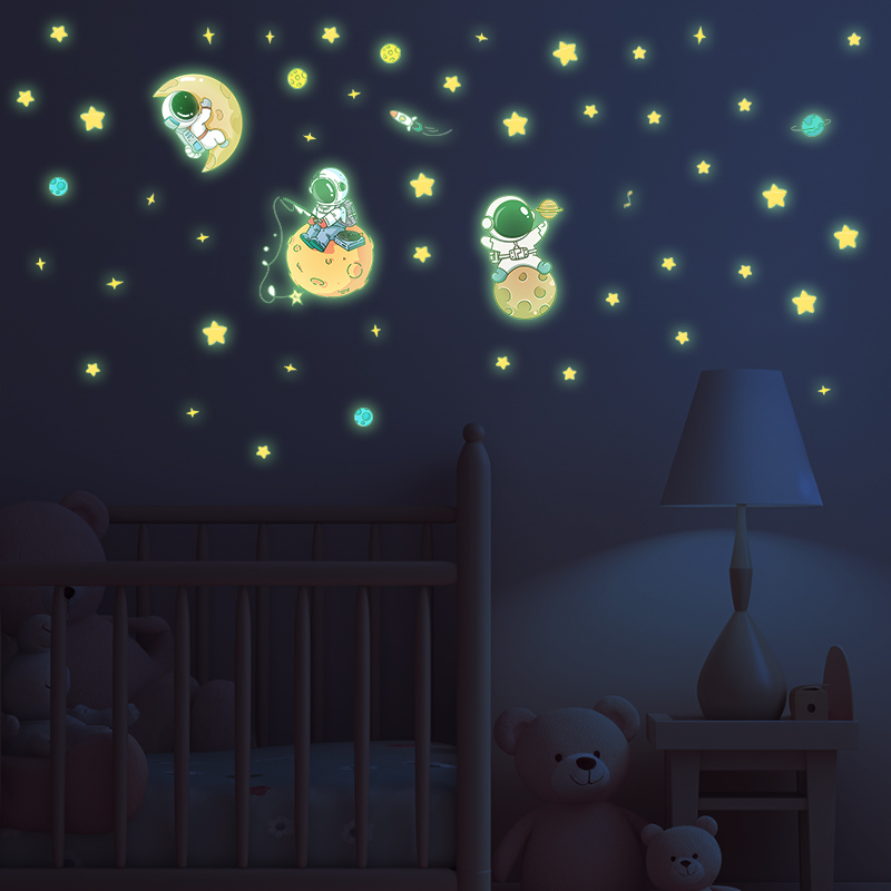 우주 비행사 달 테마 소년 침실용 빛나는 벽 스티커,  - Glow In Dark Stars 리뷰 및 가격