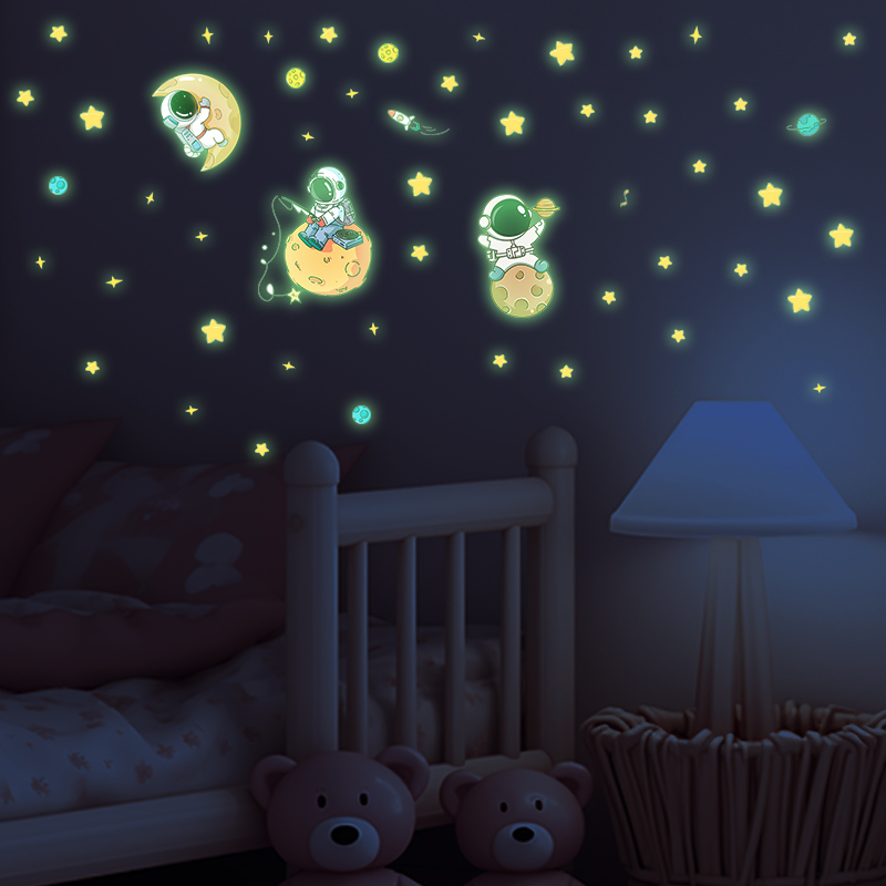 우주 비행사 달 테마 소년 침실용 빛나는 벽 스티커,  - Glow In Dark Stars 리뷰 및 가격